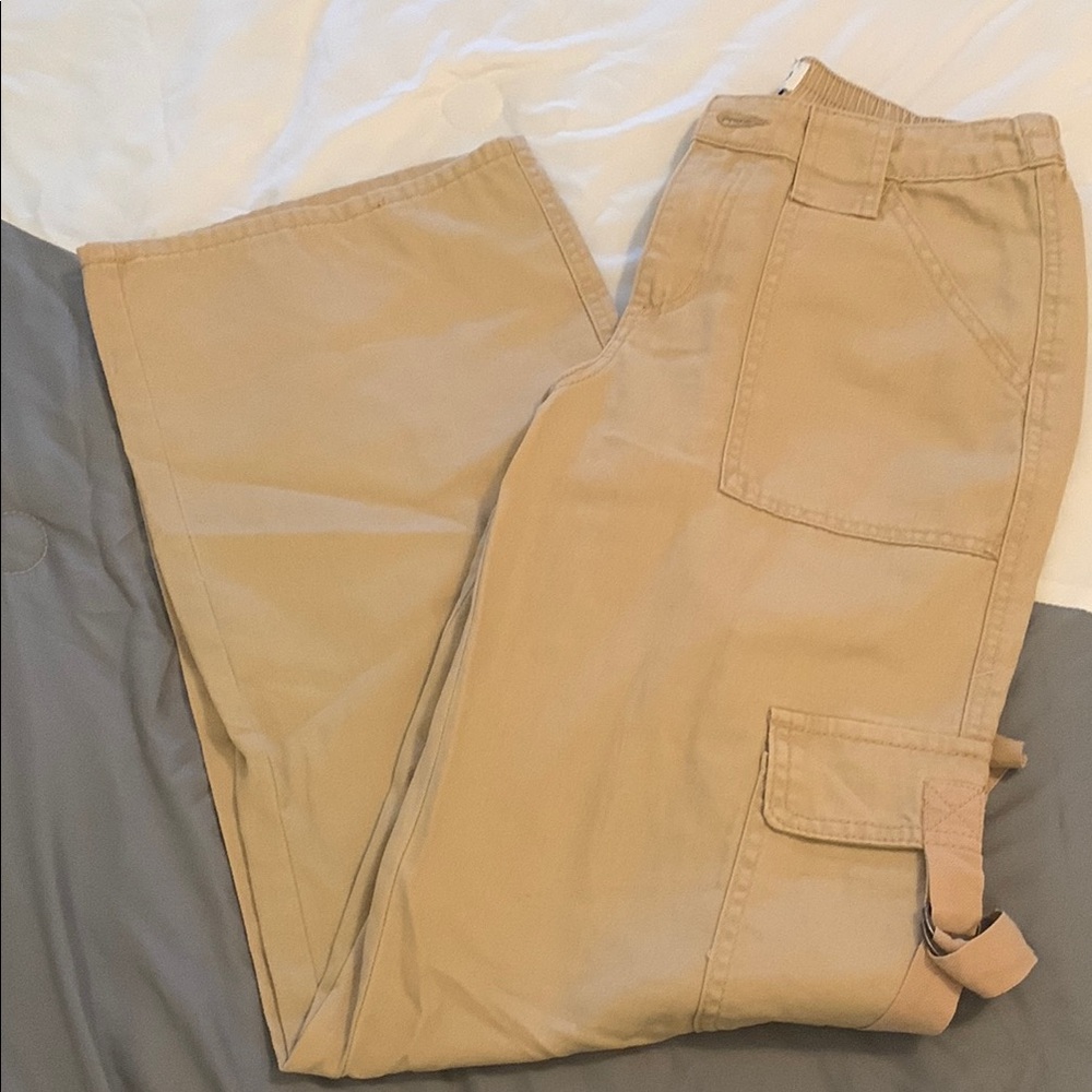 Lo e, Fire cargo pants